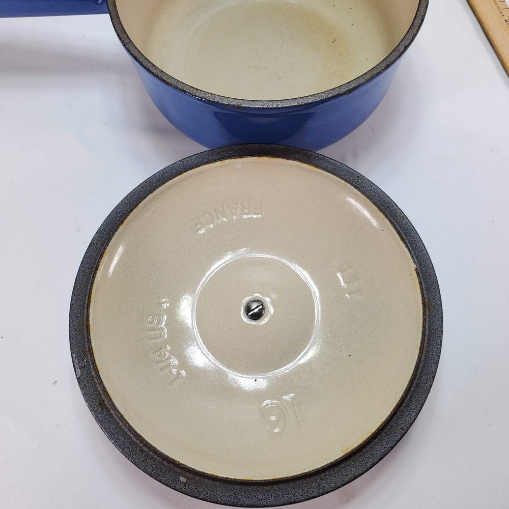 Le Creuset Saucepan #16 Cousances Blue Enameled Cast Iron Vintage France Lid - Picture 9 of 12